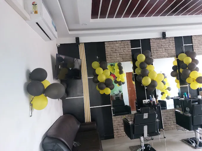 Image of: Cut It Salon Parlour in Koodal Nagar