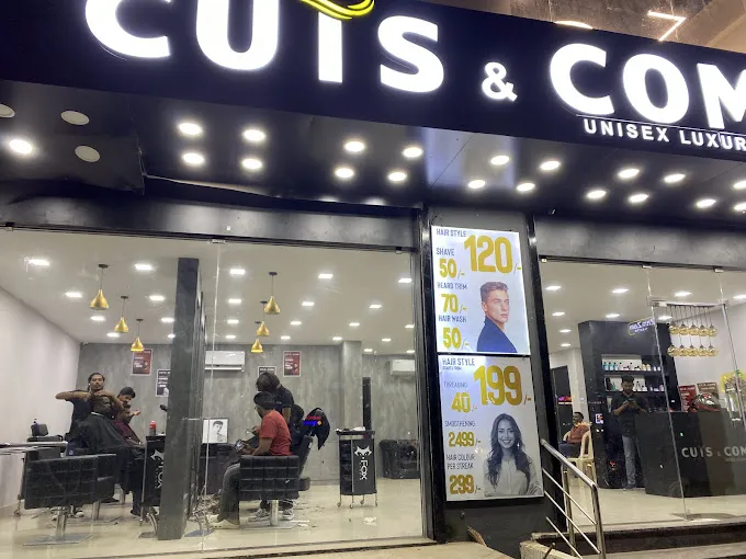 Image of: Cuts And Comb in Madurai 3