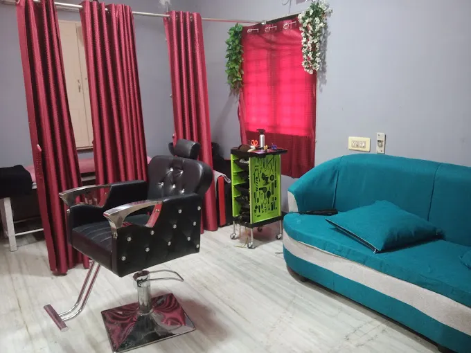 Image of: D3 Unisex Salon in Iyer Bungalow