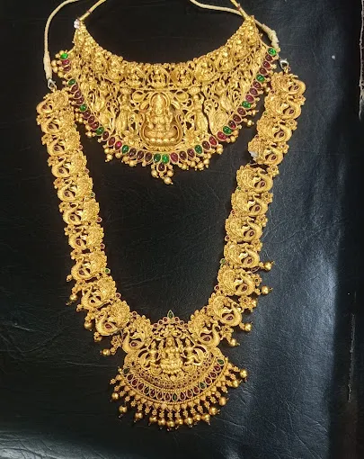 Image of: Deepika Beauty Parlour And Fancy in Madurai