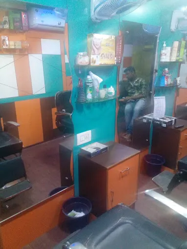 Image of: G Guna Saloon in Madurai