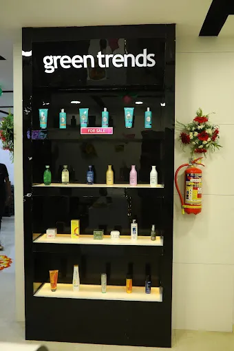Image of: Green Trends Unisex Hair And Style Salon in Thiru Nagar