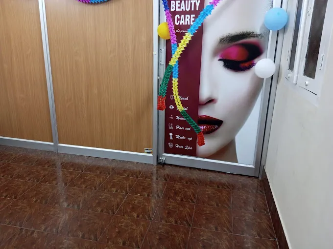 Image of: Indhu Beauty Zone in Kalavasal 7