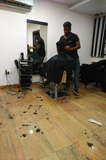 Image of: Lafrio Salon And Academy in Anna Nagar 4