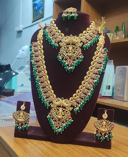 Image of: Lilac Beauty Parlour And Bridal Studio in Madurai
