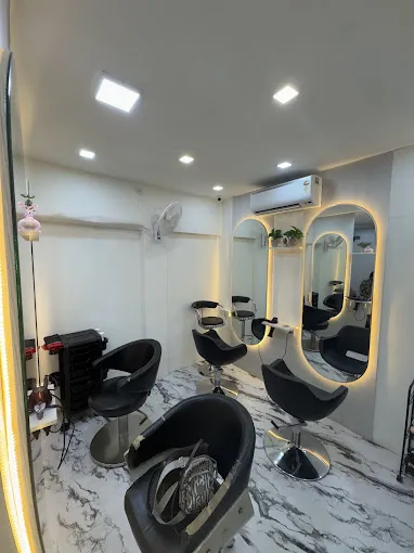 Image of: Maanasa Hair And Skin Care in South Gate 4