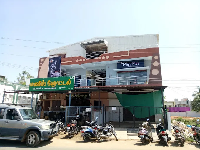 Image of: Meraki Unisex Salon in Karuppayurani 3