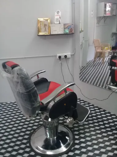 Image of: Mirror Magig Saloon And Spa in Madurai 2