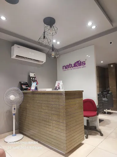 Image of: Naturals Unisex Salon And Bridal Studio in Madurai 2