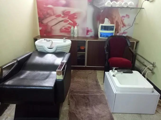 Image of: Pretty Queen Womens Spa And Salon in Kochadai 7