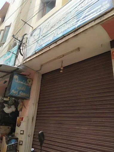 Image of: Queens Land Beauty Parlour in Teppakulam
