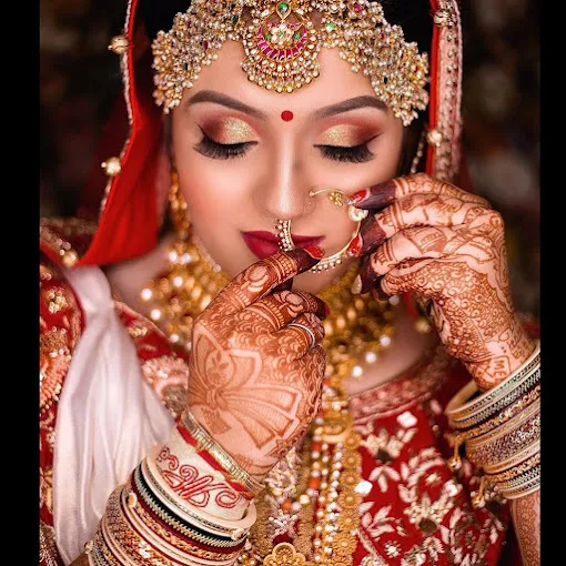 Image of: Rojaas Beauty Parlour Bridal Makeup in Periyar