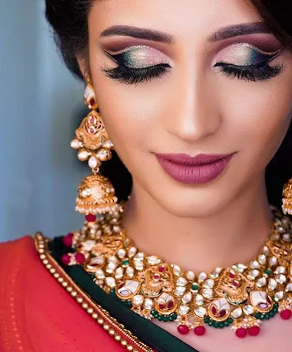 Image of: Rojaas Beauty Parlour Bridal Makeup in Periyar 6