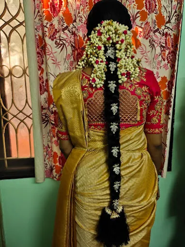 Image of: Royal Beauty Parlor And Training Centre in Kk Nagar