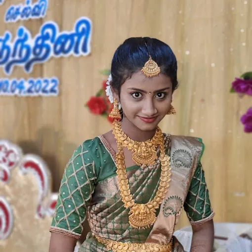 Image of: Shakshi Beauty Parlour in Madurai