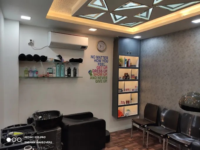 Image of: Sneham Makeovers Beauty Salon in Kamarajar Salai