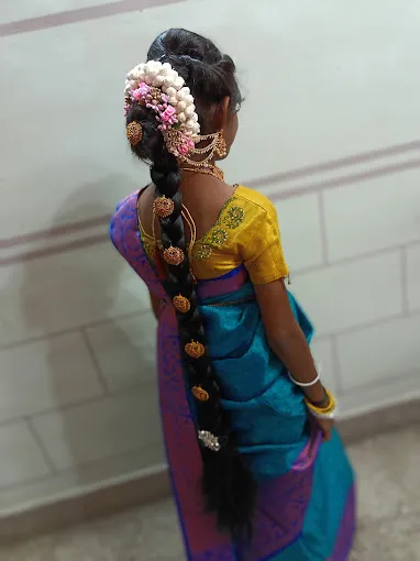 Image of: Sri Maina Health And Beauty Store in Anna Nagar 2