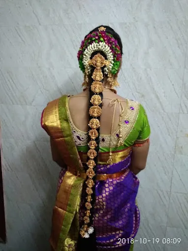 Image of: Sri Meenaakshi Bridal Studio in Villapuram