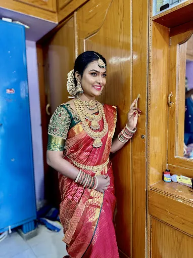 Image of: Tamizhi Makeup Studio in Madurai