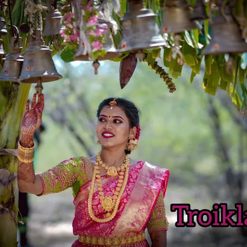 Image of: Tk Bridal Makeup Studio in Sellur