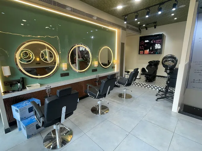 Image of: Toniandguy Hairdressing in Kk Nagar 3