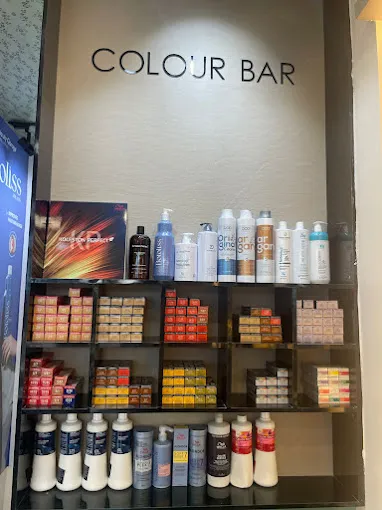 Image of: Toniandguy Hairdressing in Kk Nagar 5