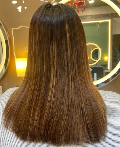 Image of: Toniandguy Hairdressing in Kk Nagar 7