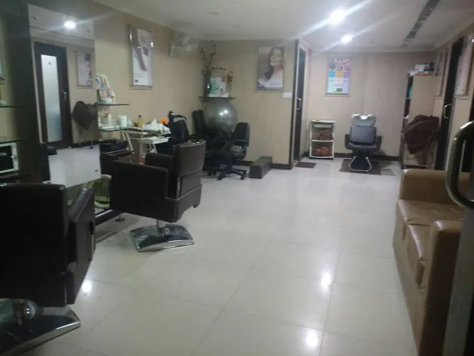 Image of: Vlcc Beauty Clinic in Kk Nagar