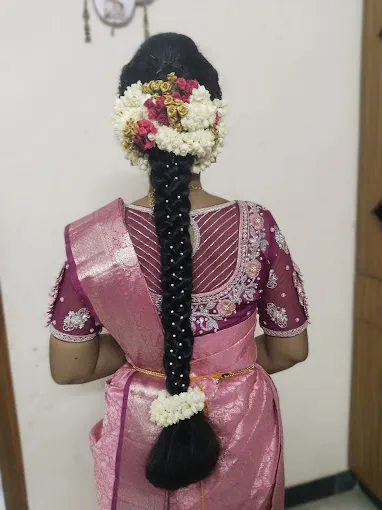 Image of: Zodiac Bridal And Beauty Academy in Ponmeni