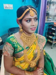 Image of: Aara Makeovers in Arappalayam