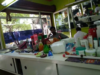 Image of: Friends Salon in Iyer Bungalow