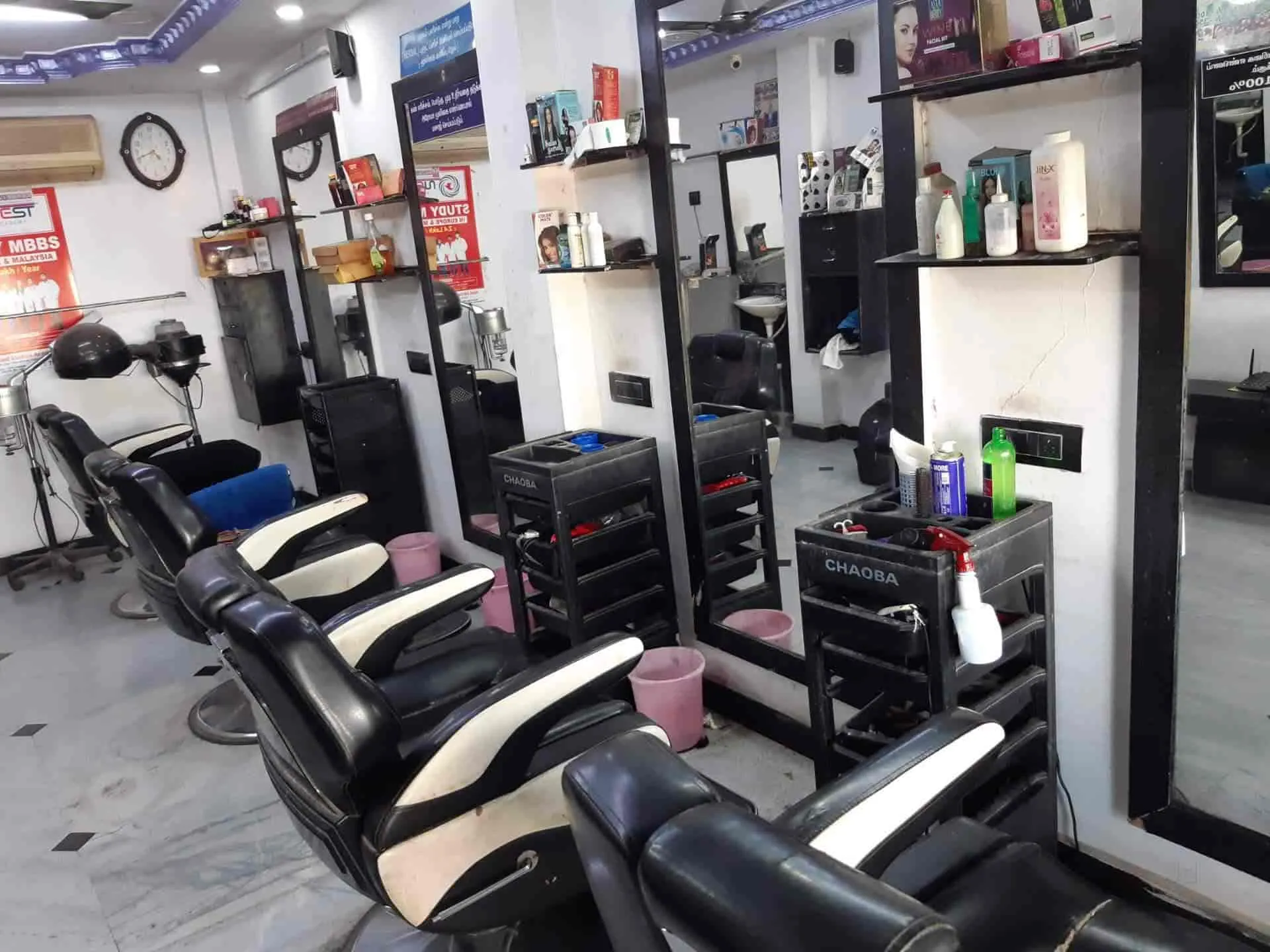 Image of: Hi Cut in Mattuthavani