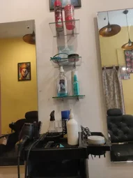 Image of: Pranavs Salon And Spa in Villapuram
