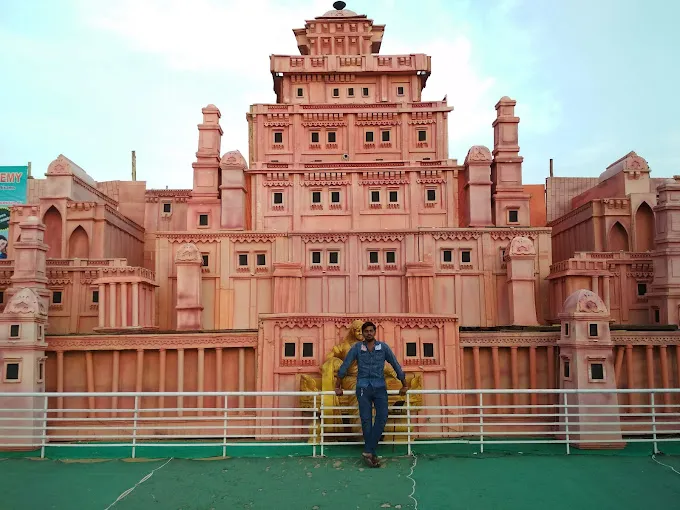 Image of: Thamukam Ground In Tallakulam 4