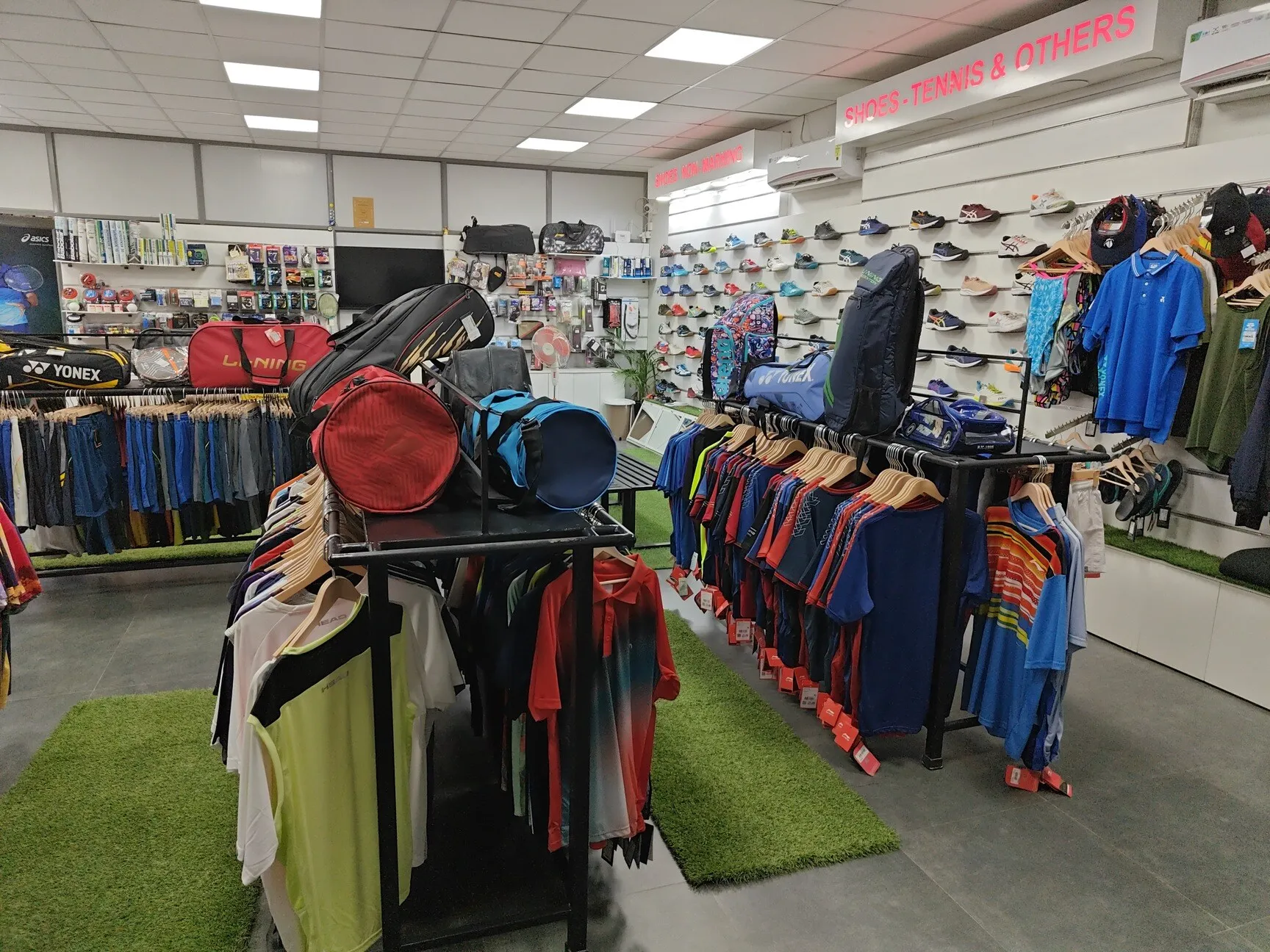 Image of: Mercury Sports Garments In Melamadai