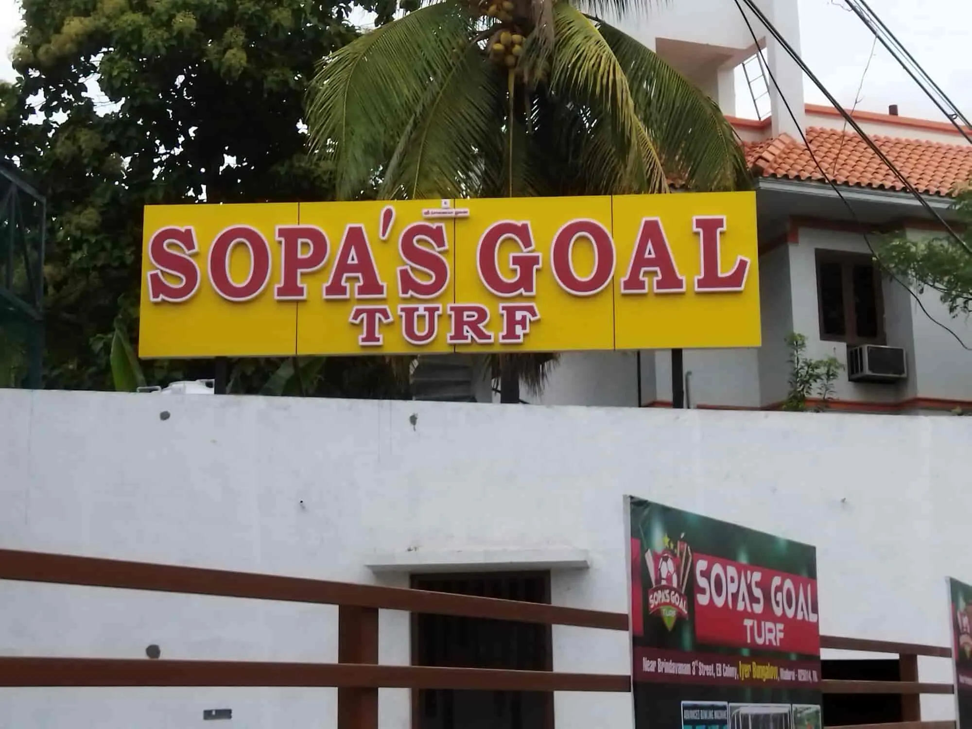 Image of: Sopas Goal Turf In Iyer Bungalow