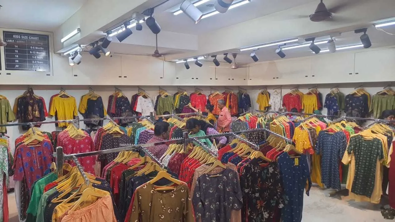 Vr Fashion In Madurai