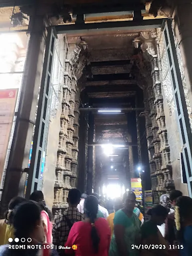 Image of: Arulmigu Sri Murugan Temple In South Gate
