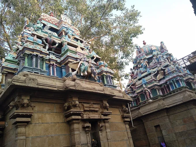 Image of: Arulmigu Sri Thenthiruvalavai Swamy Koil In Mahal