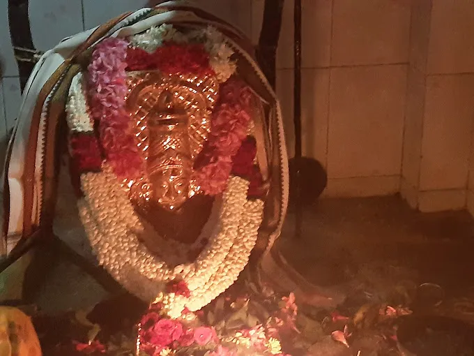 Image of: Muneeswaran Kovil In Iyer Bungalow 2