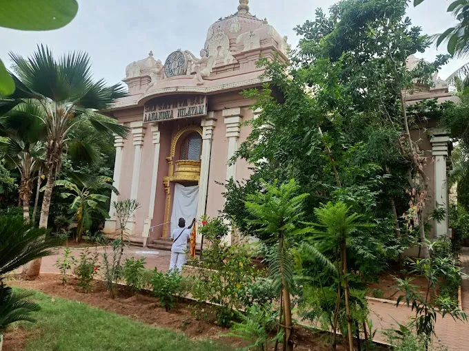 Image of: Sri Sathya Sai Aananda Nilayam In Madurai 6