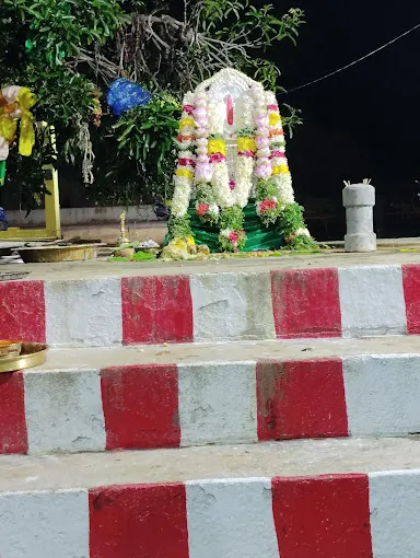 Image of: Arulmigu Sri Muthaiah Swamy Kovil In Kochadai 4