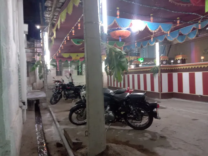 Image of: Kaliyamman Kovil In Madurai 3