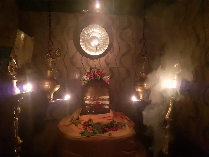 Image of: Kampali Siddhar Temple In Ponmeni 4