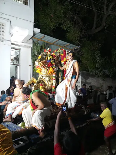 Image of: Sadhanandheshwarar Sadhanandheshwari Temple In Madurai 6