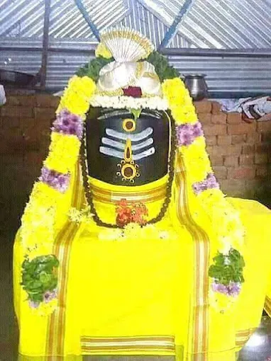 Image of: Sakthi Sanniyashi Temple In Madurai