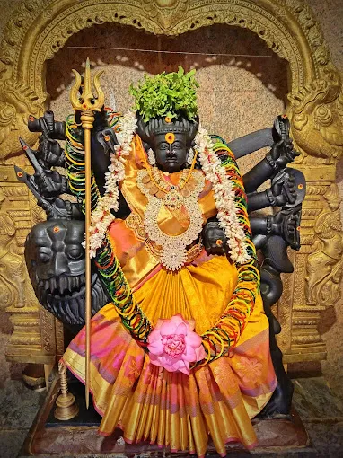 Image of: Sri Muthupetchiamman Temple In Madurai