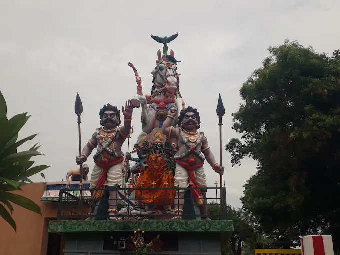 Image of: Sri Salaikarai Muthaiya Temple In Madurai 5