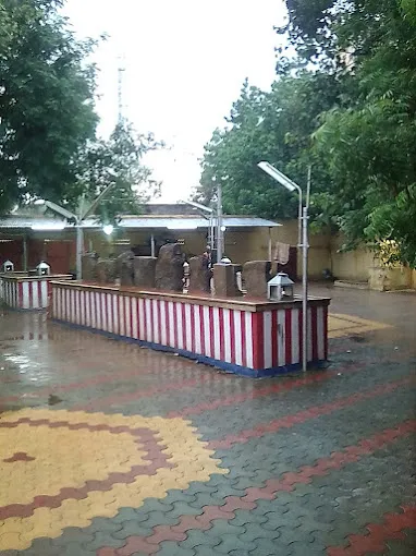 Image of: Sri Vanniyasami Vagaiyara Thirukovil In Madurai 3