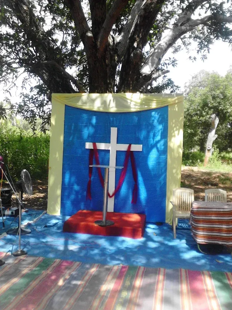 Image of: Gate Of Praise Church In Reserve Line